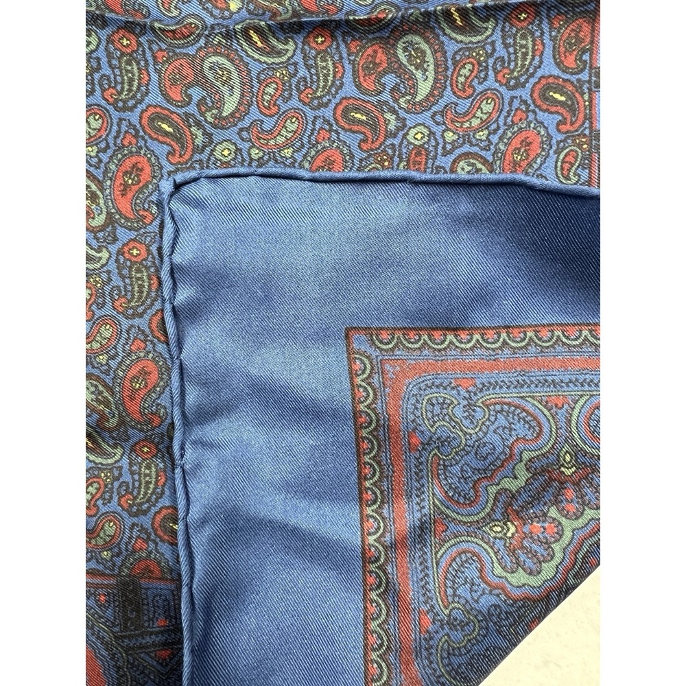 Lot Of 2 Unmarked Silk Scarves Brooks Brothers? EUC - Picture 7 of 9